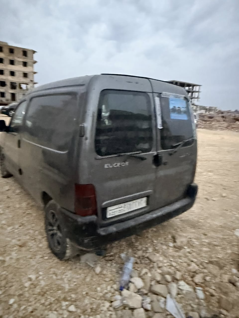 بيجو بيكاب 1999 - صورة 3