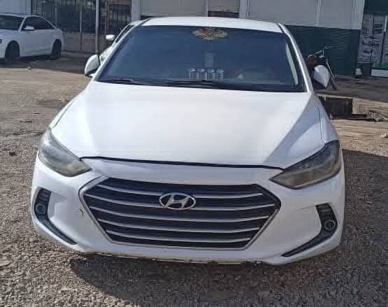 هيونداي افانتي 2017