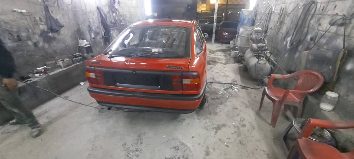 اوبل ٩٣ 1993 - صورة 2