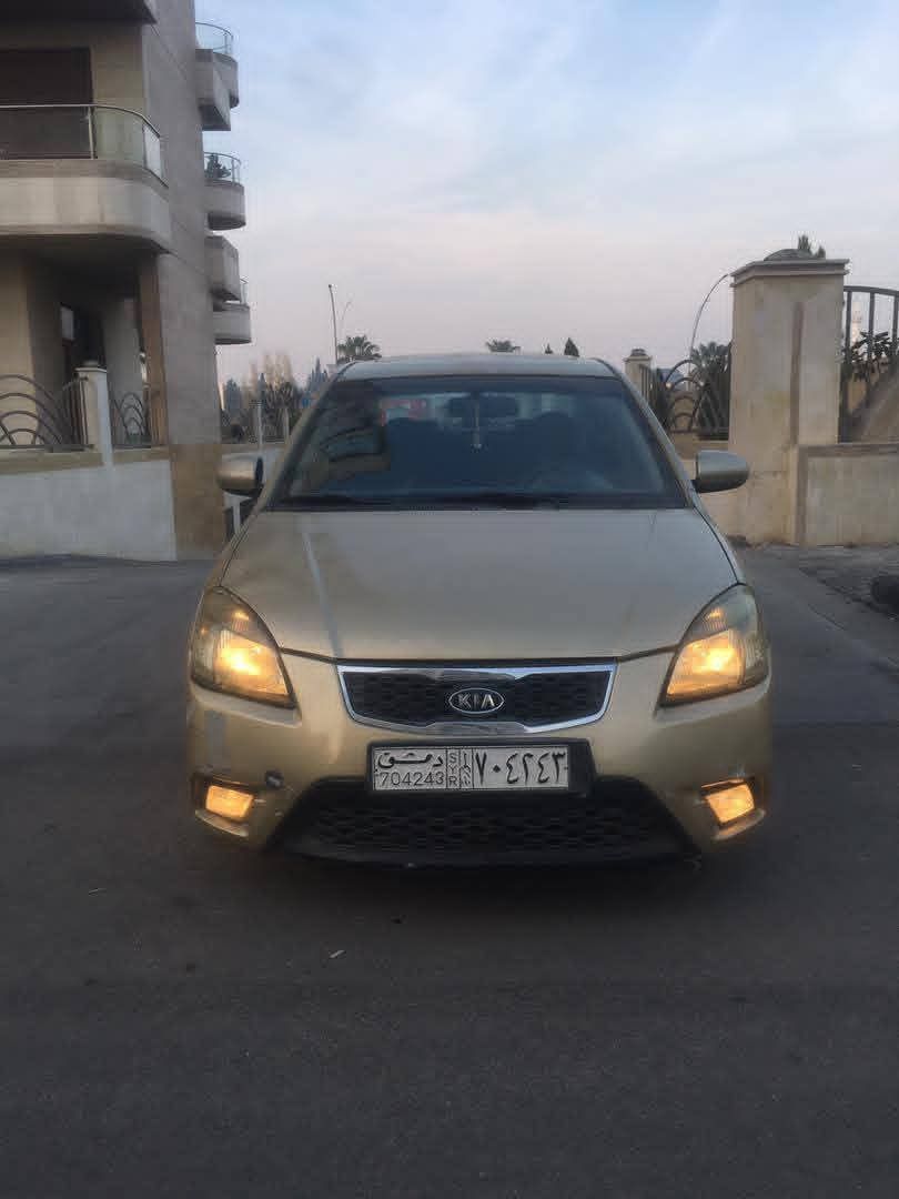 كيا ريو 2010