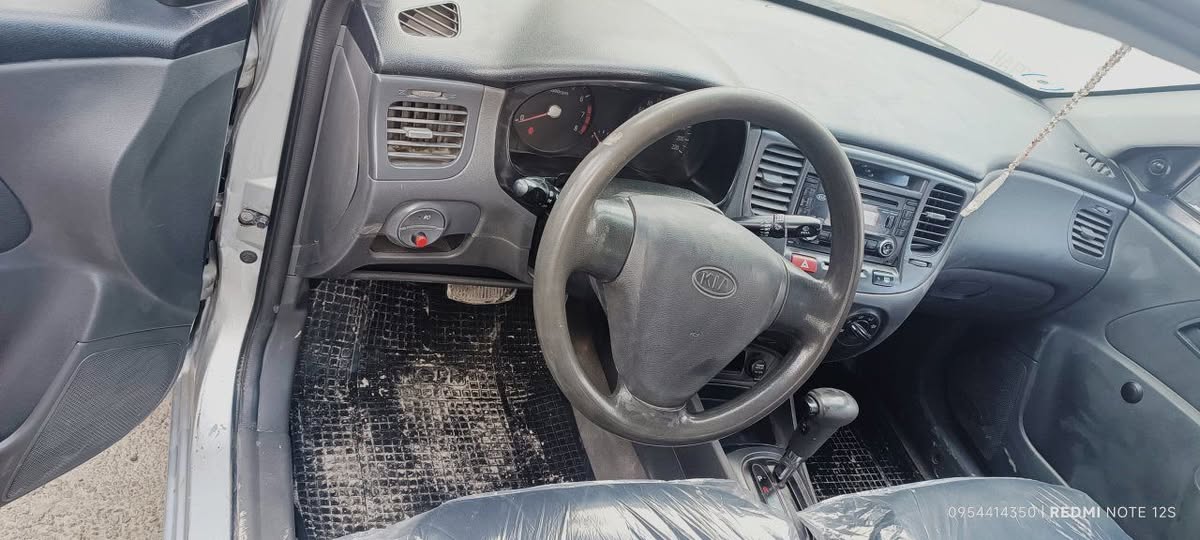 كيا ريو 2006 - صورة 3