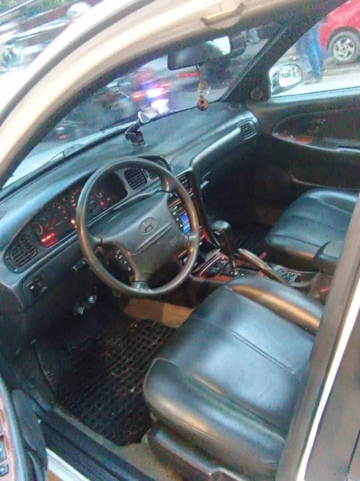 Hyundai Sonata 2000 - صورة 1