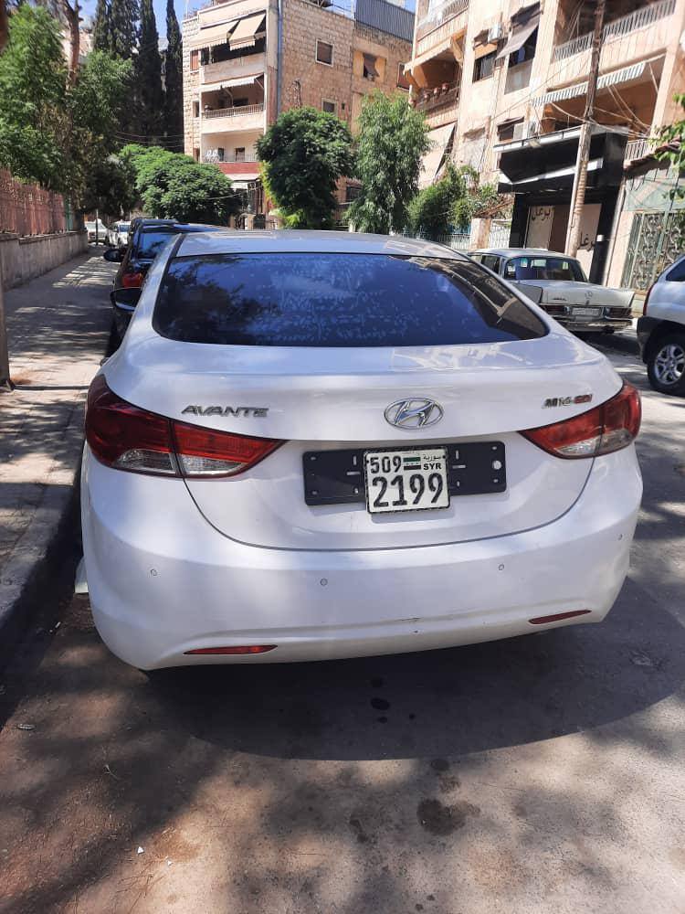 هيونداي افانتي 2013 - صورة 3