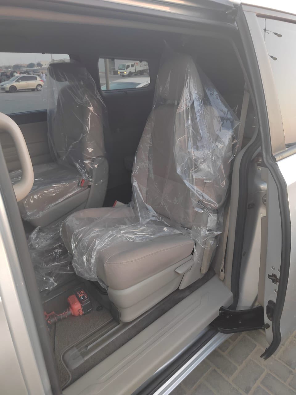 كيا سيدونا 2016 - صورة 5