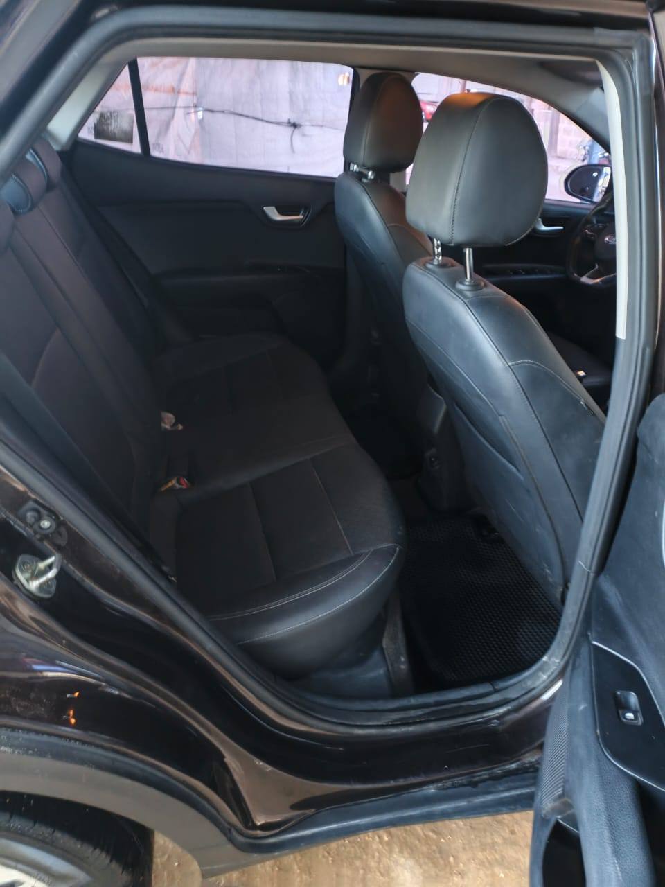 كيا ستونك 2018 - صورة 2