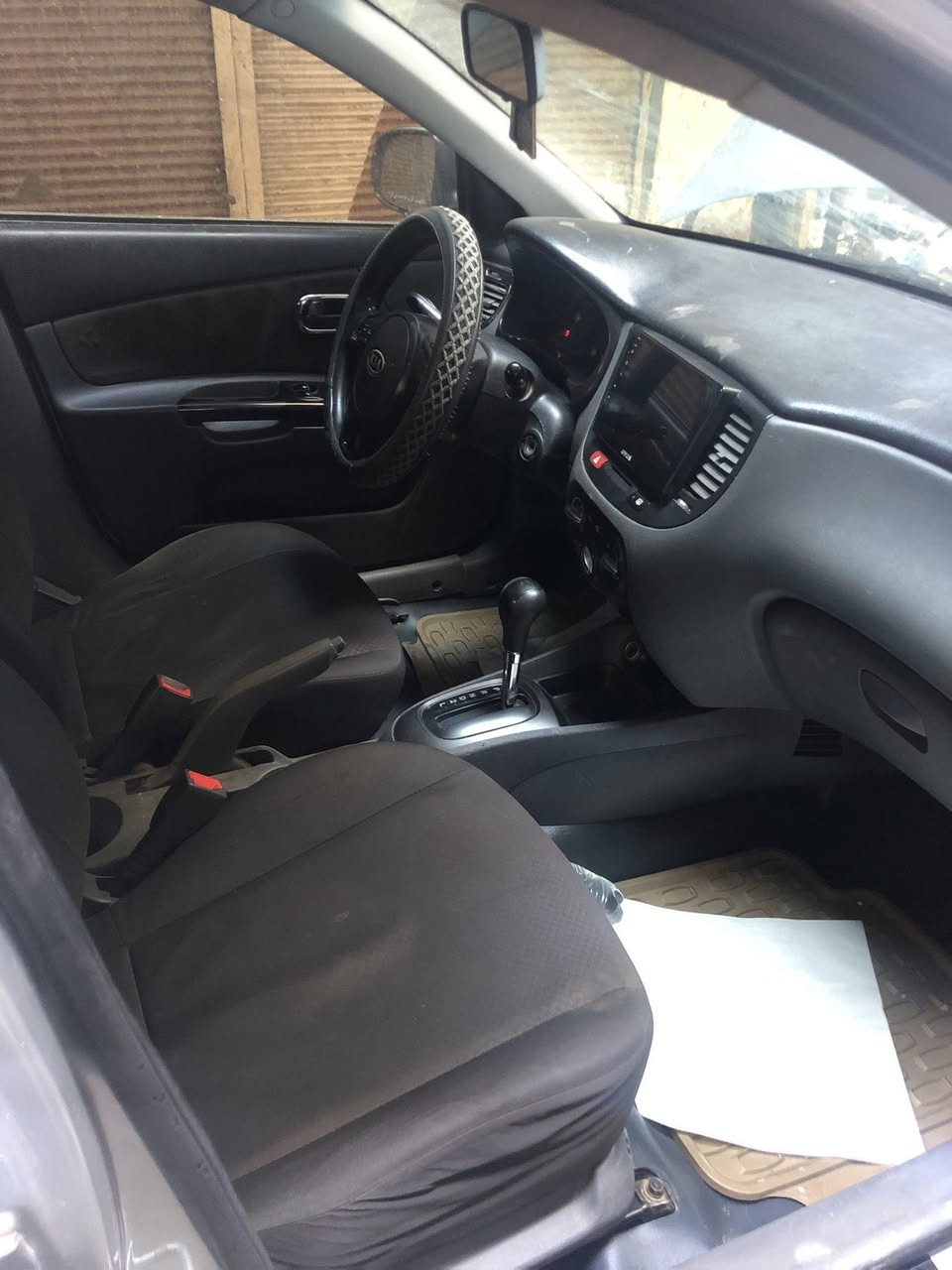 كيا ريو 2011 - صورة 3