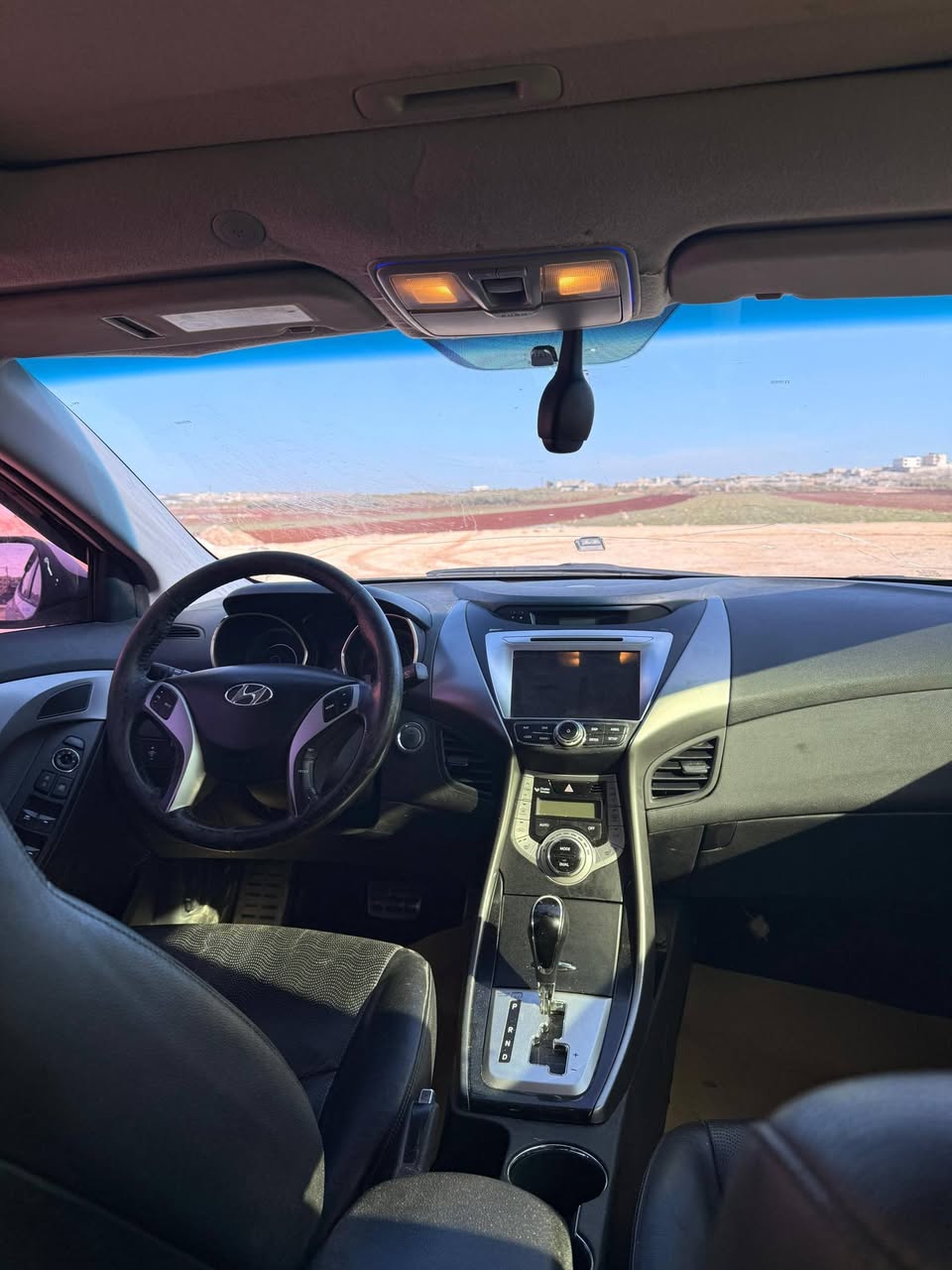 هيونداي إلنترا 2012 - صورة 4