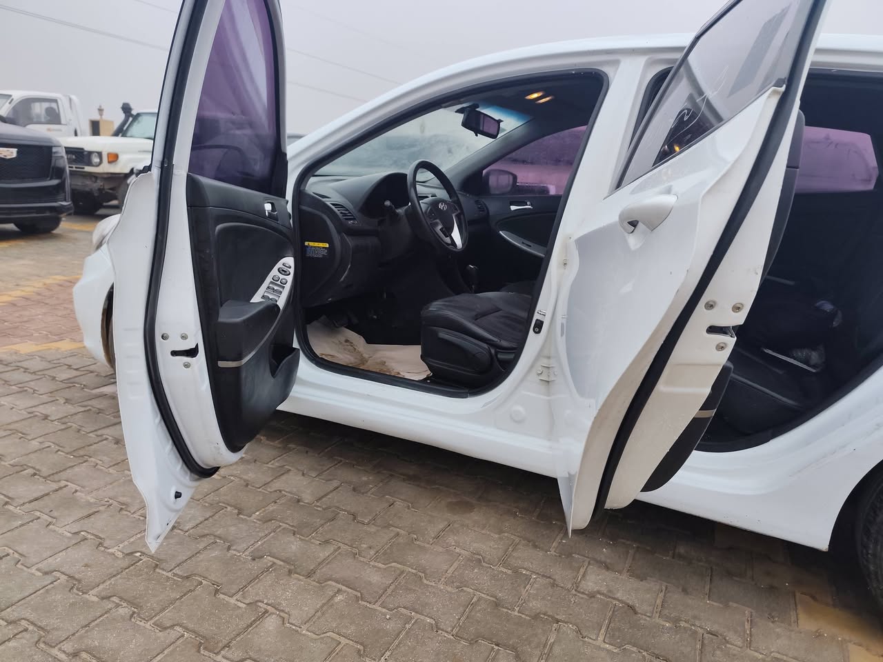 هيونداي اكسنت 2011 - صورة 4