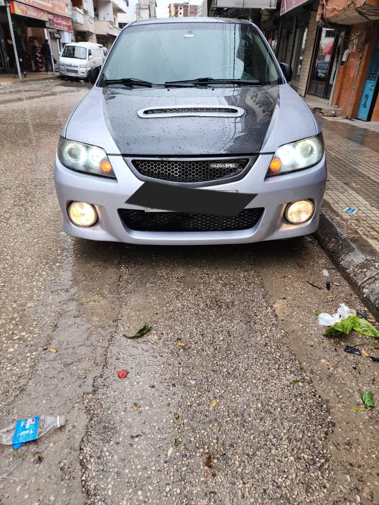 ماذدا 323 2003 - صورة 1