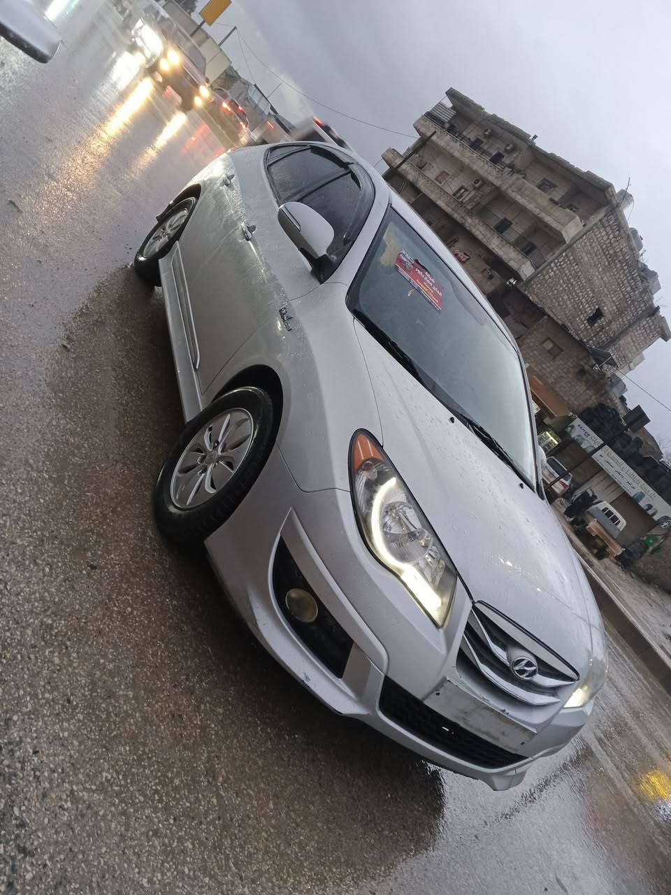 هيونداي افانتي 2011 - صورة 1