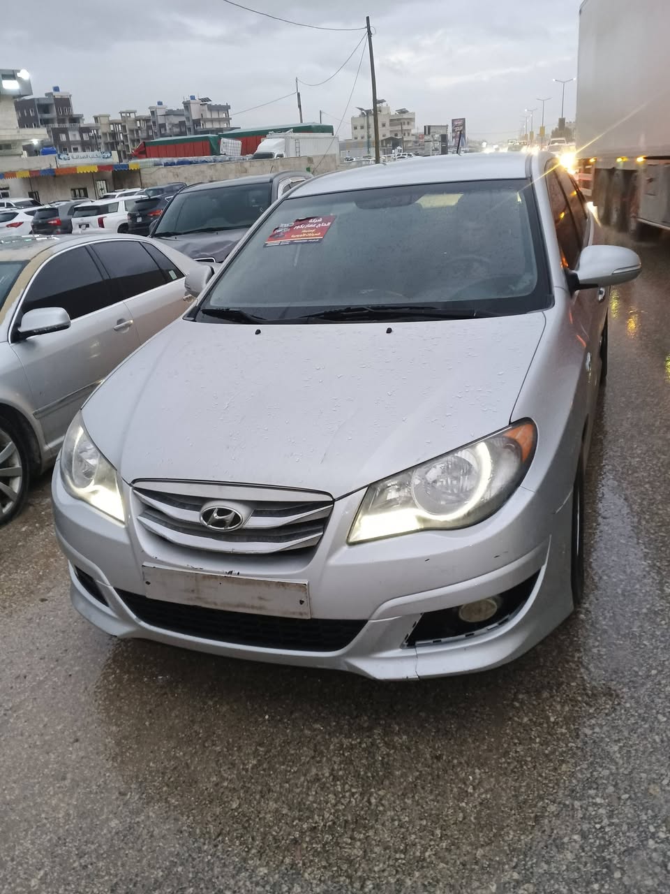 هيونداي افانتي 2011 - صورة 5