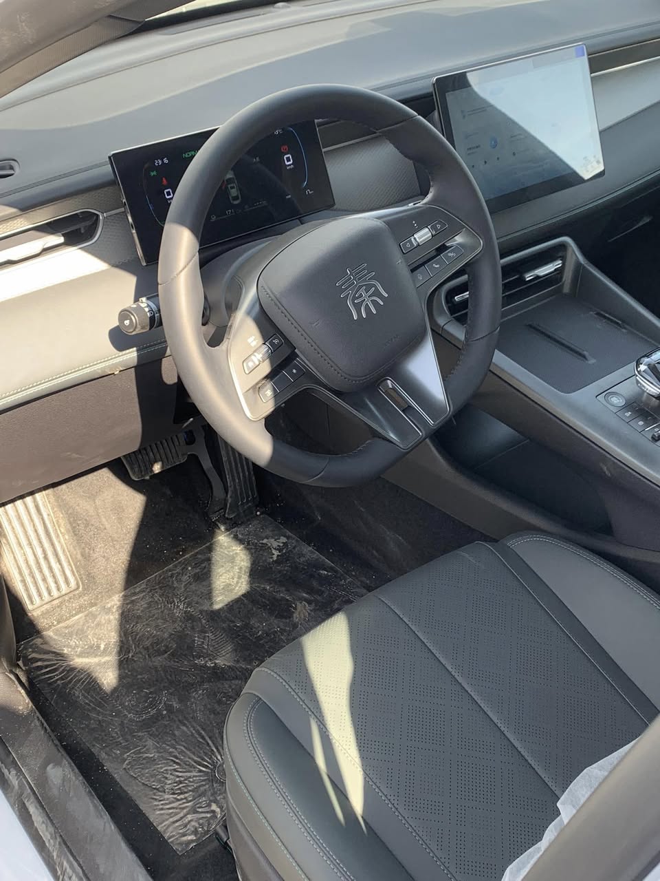 BYD Qin Plus DM-i 2025 - صورة 5