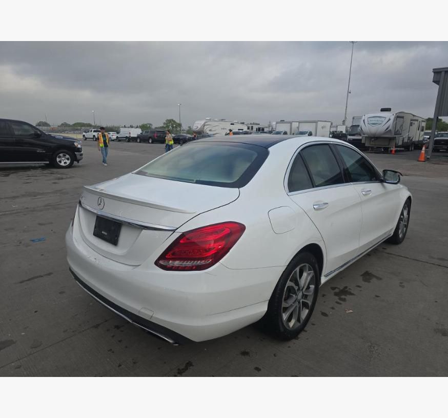 مرسيدس C300 2016 - صورة 2