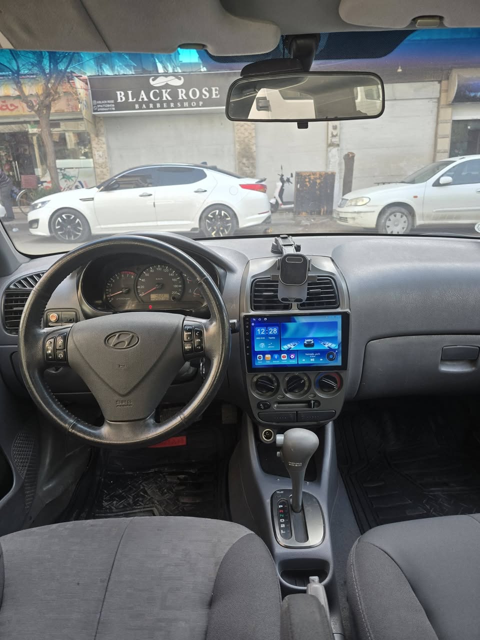 هونداي اكسنت 2002 - صورة 4