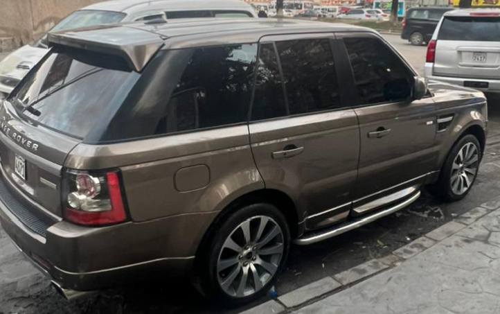 رانج روفر سبورت 2012 - صورة 4