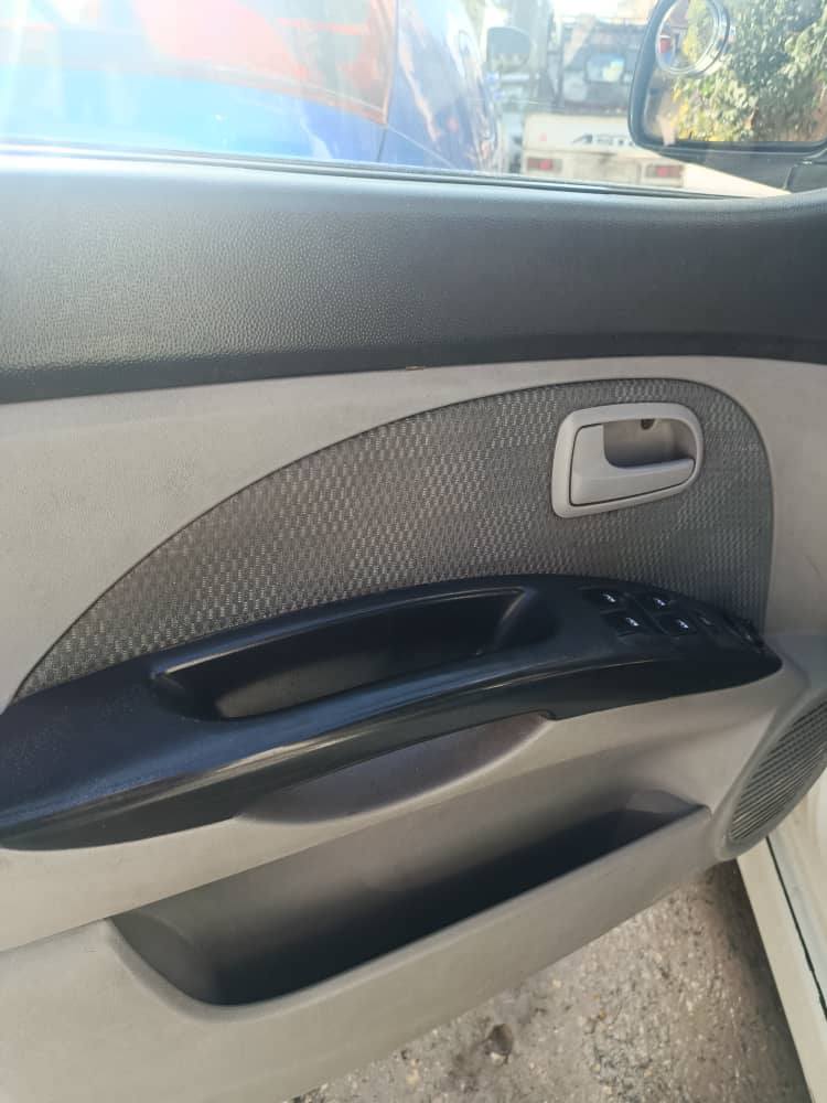 كيا مورنيغ 2007 - صورة 5