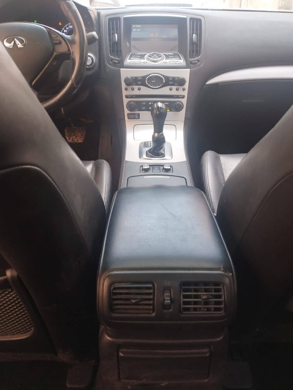 انفنتي G37 2009 - صورة 1