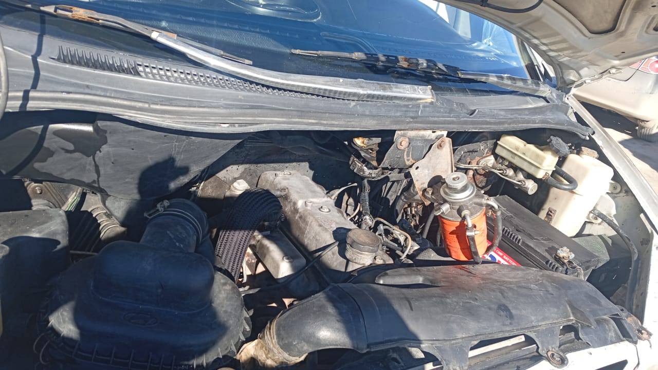 هيونداي H1 2004 - صورة 3