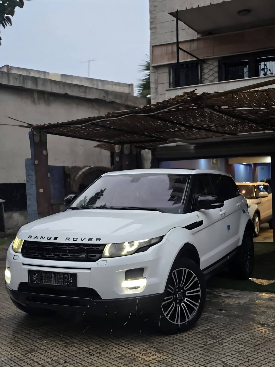 رنج روفر ايفوك 2013 - صورة 1