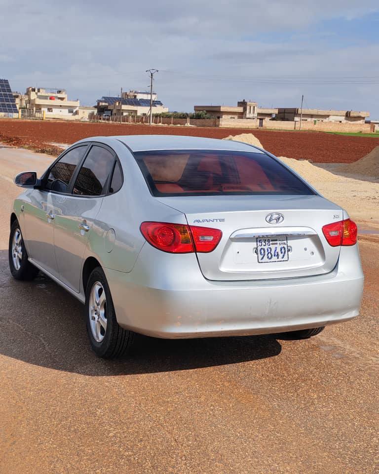 هيونداي افانتي 2007 - صورة 5