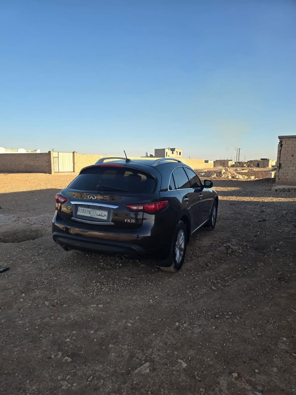 انفنتي FX35 2010 - صورة 2