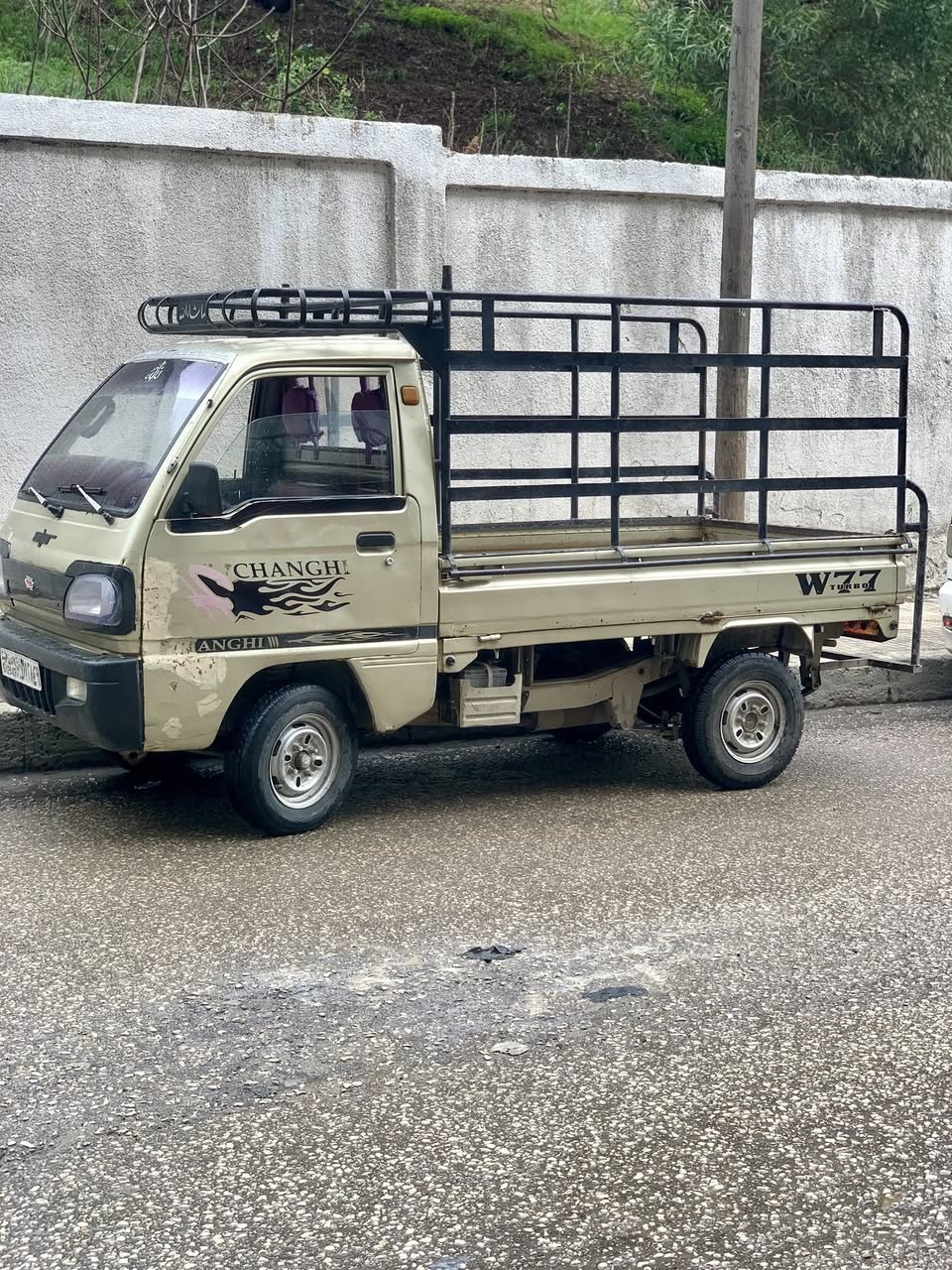 سوزوكي شانغي 2004 - صورة 1