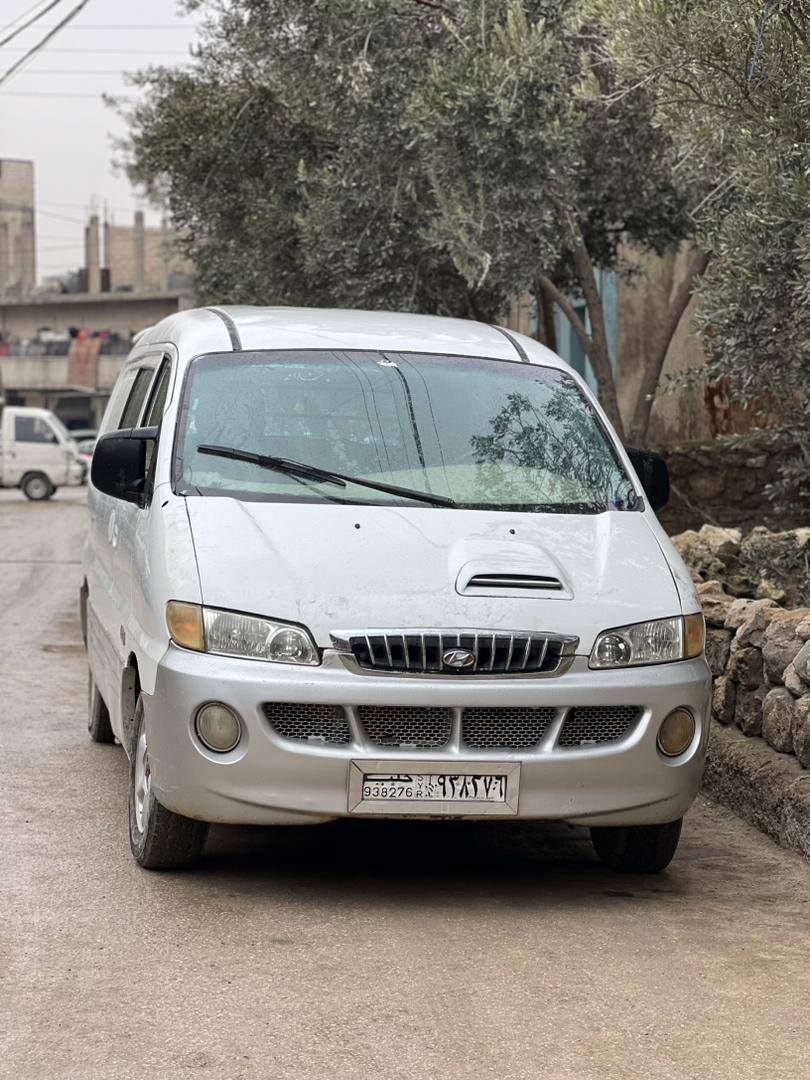 هيونداي ستاركس 1999 - صورة 2