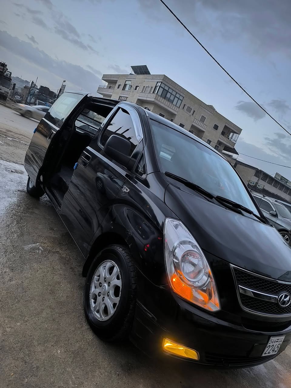 اتش ون H-1 2010 - صورة 5