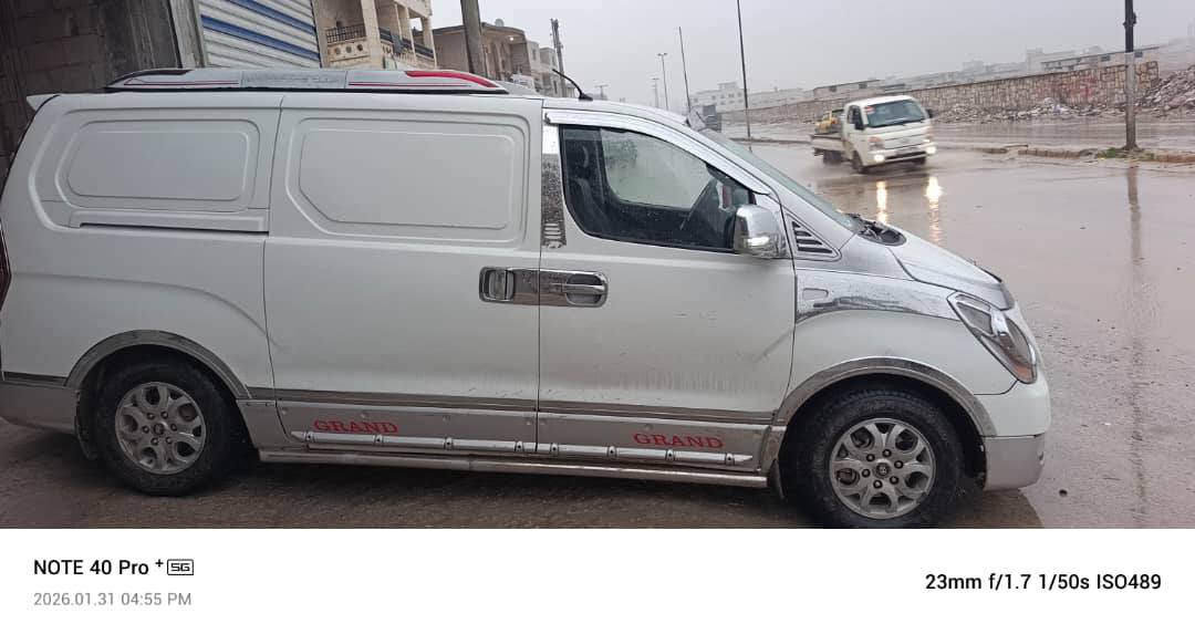 هيونداي ستاركس 2011 - صورة 3