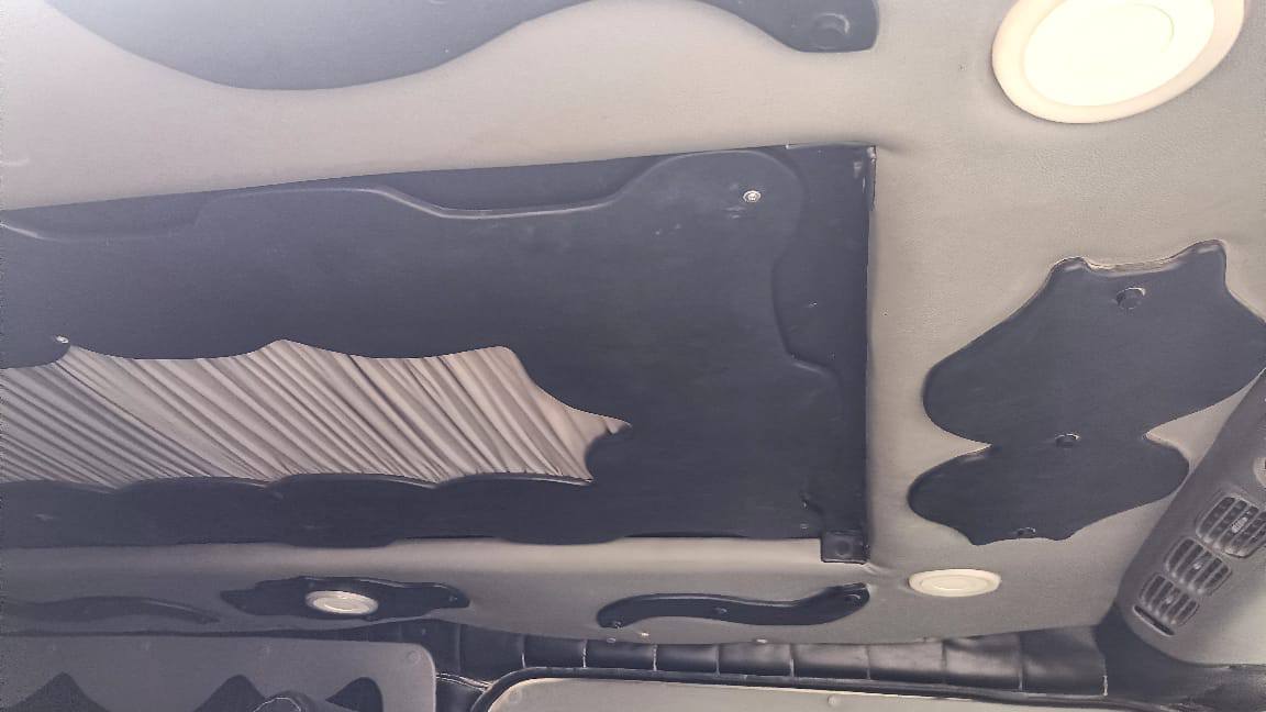 هيونداي ستاركس 2011 - صورة 4