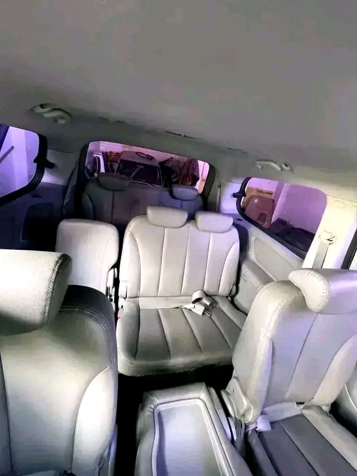 كيا كرنفال 2011 - صورة 3