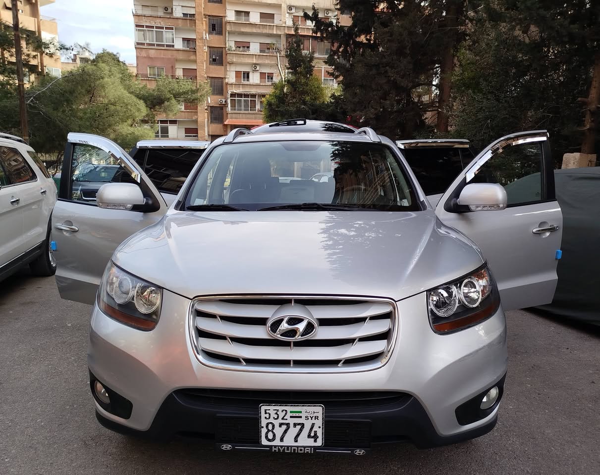 HYUNDAY SANTAFE 2011 - صورة 2