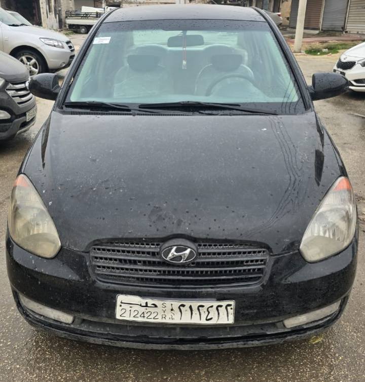 هيونداي فيرنا 2008 - صورة 1