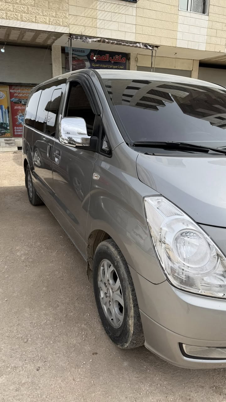 هيونداي ستاريكس 2011 - صورة 2