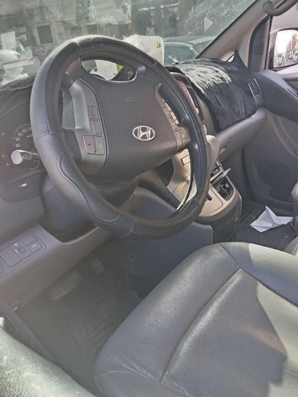 هيونداي H1 2013 - صورة 2