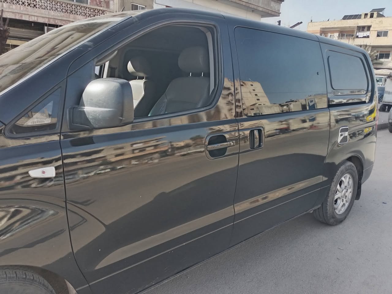 هيونداي H1 2013 - صورة 3