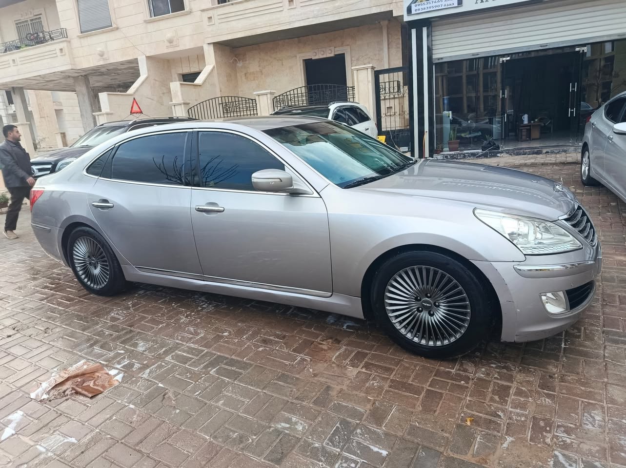 هيونداي سنتنيال 2012 - صورة 4