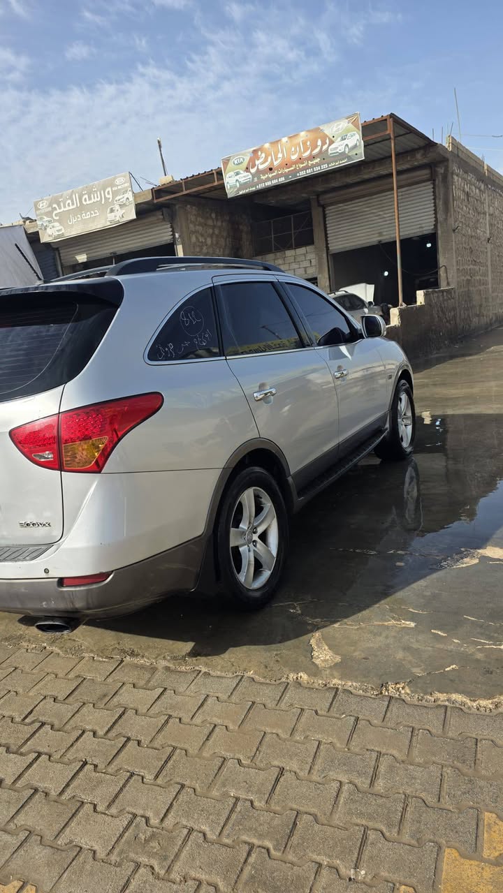 كيا سبورتاج 2011 - صورة 1