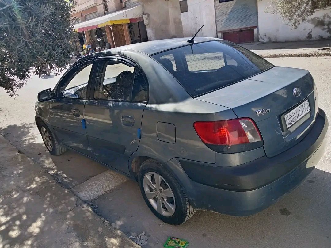 كيا ريو 2008 - صورة 3