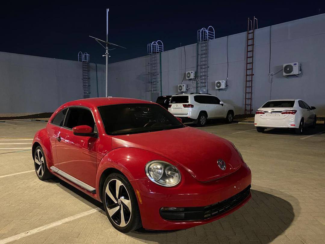 Volkswagen Beetle 2014 - صورة 1
