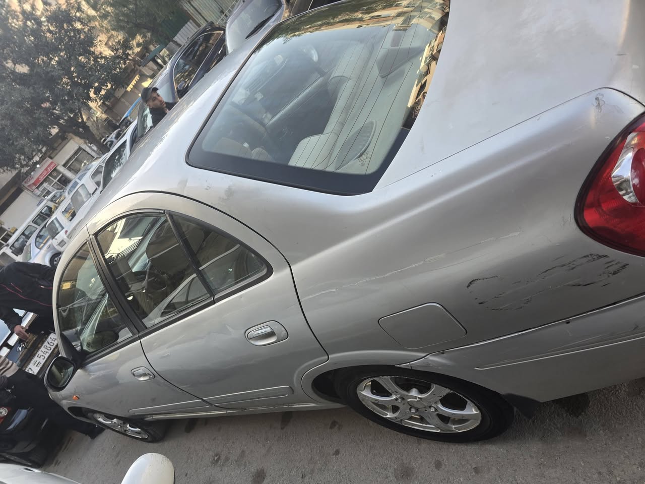 نيسان صني 2005 - صورة 4