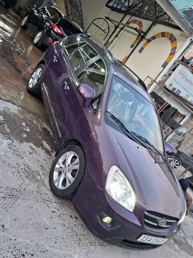 كيا كارينز 2009 - صورة 3