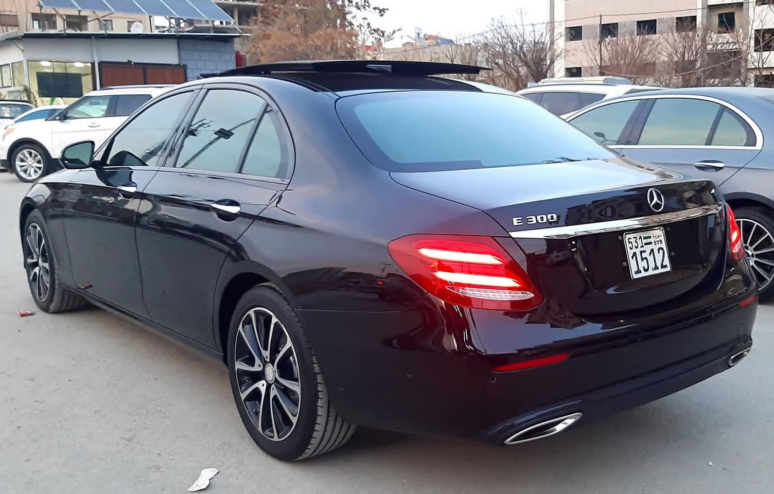 مرسيدس E300 2018 - صورة 3