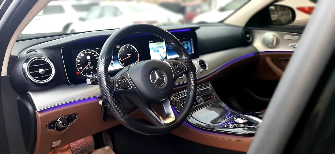 مرسيدس E300 2018 - صورة 4
