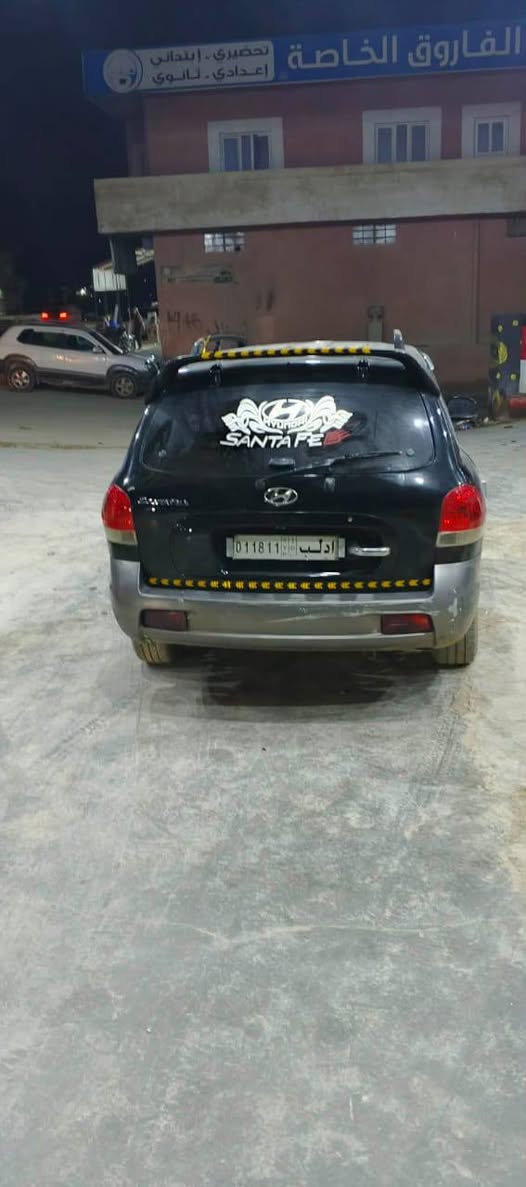 هيونداي سانتافي 2005 - صورة 2