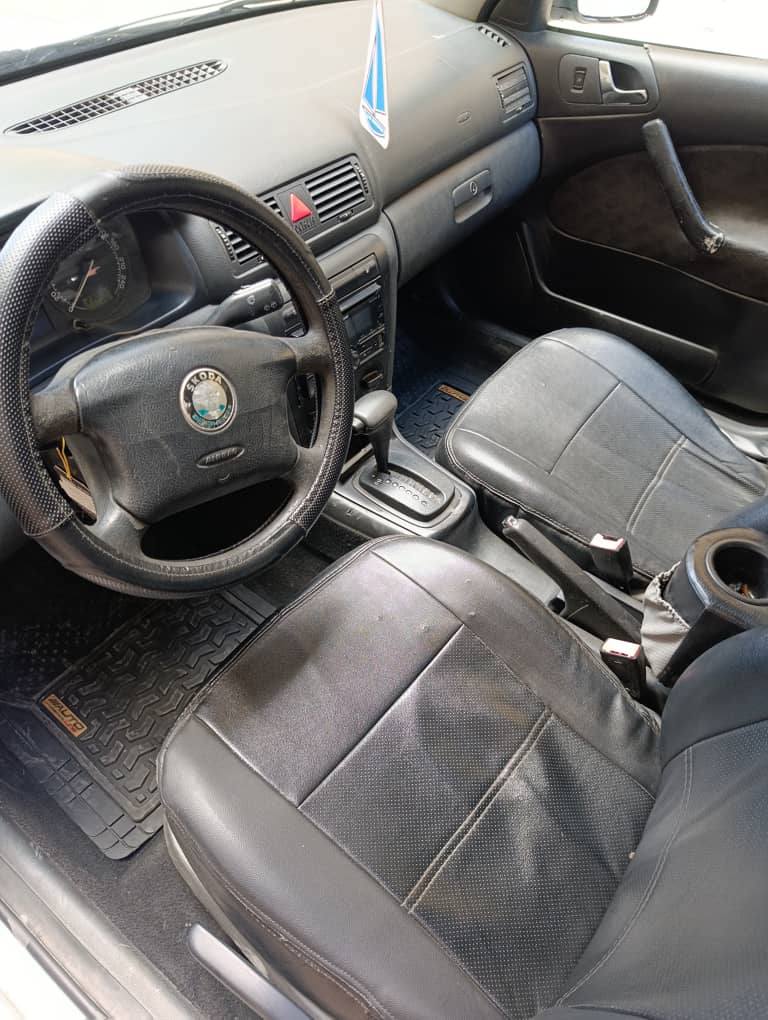 سكودا اوكتافيا تور 2007 - صورة 5