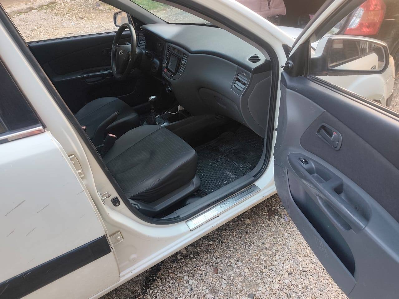 كيا ريو 2008 - صورة 3