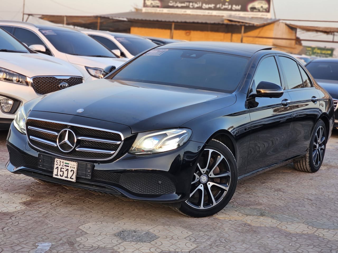 مرسيدس E300 2018 - صورة 1