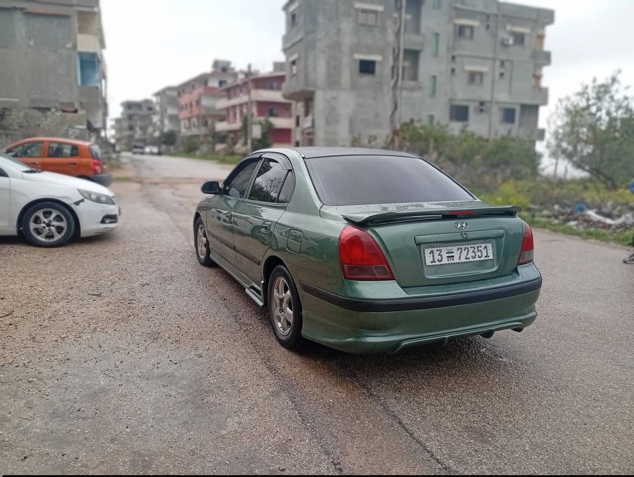 هيونداي إلنترا 2001 - صورة 3