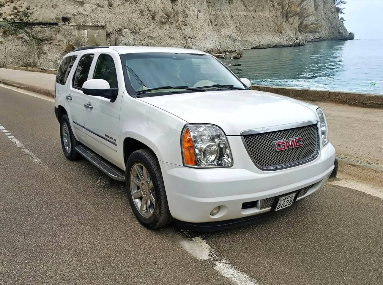 GMC يوكون دينالي 2010 - صورة 4